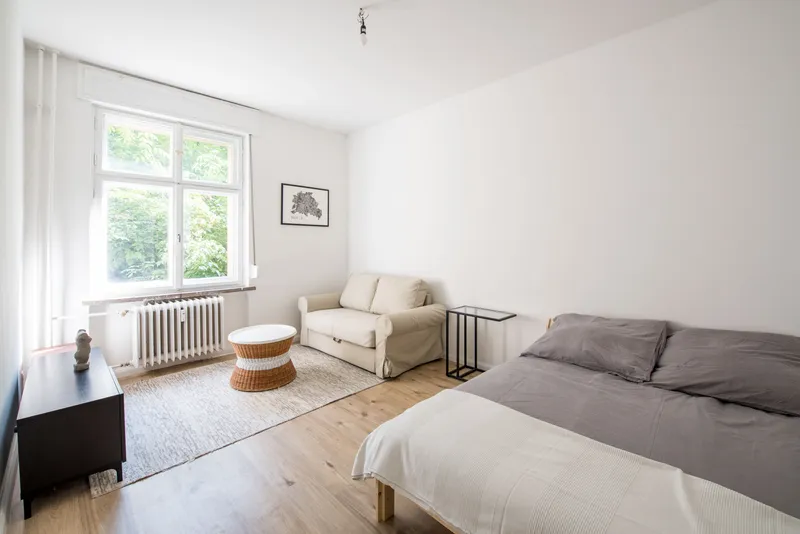 Schöne möblierte ein Zimmer Wohnung in Berlin, Friedrichshain — photo 1